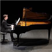 Estudiante de Grado de Piano con titulación de Grado Profesional y experiencia